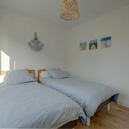 Maison De L'aiguillon 2*