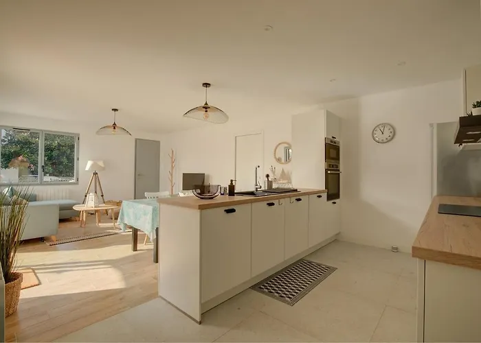 Maison De L'aiguillon Pensionat